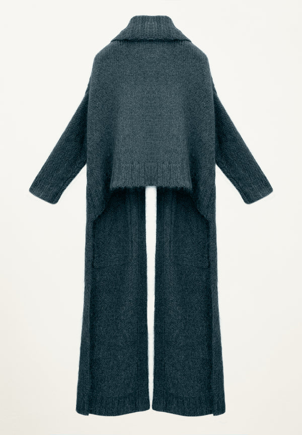 Petra Long Front Cardigan in Peacock