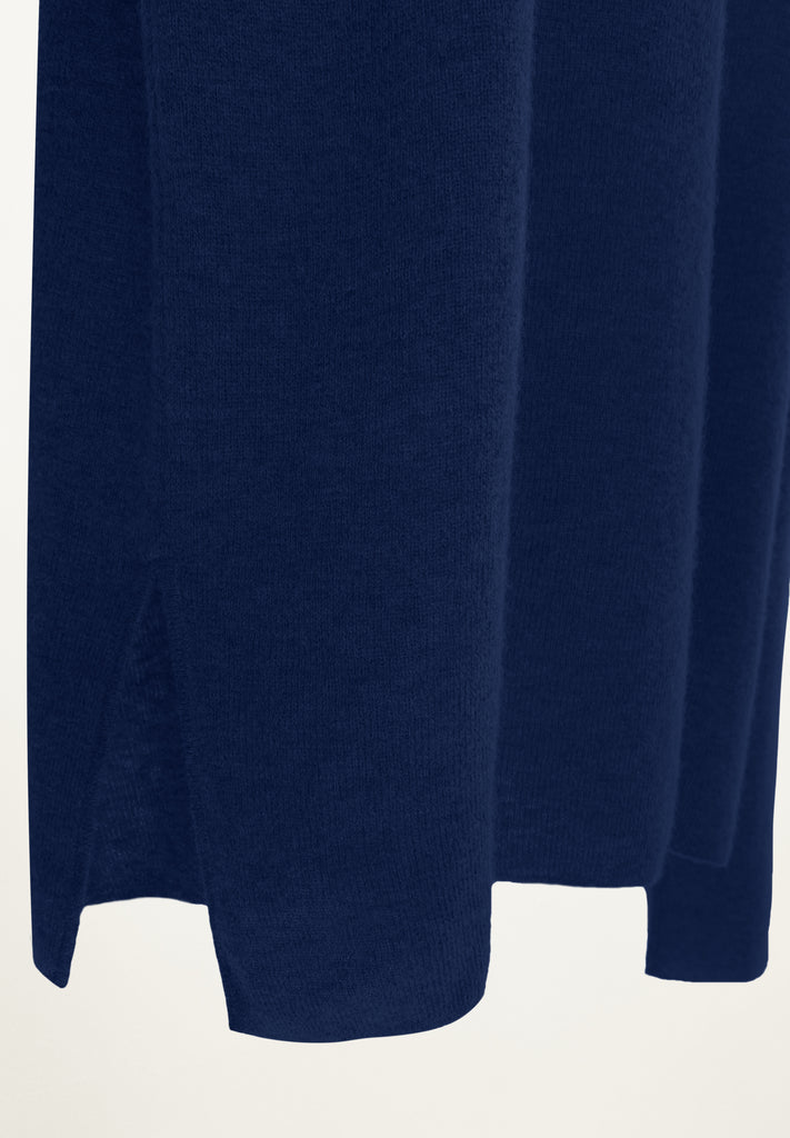 Sydney Knit Blouse in Navy